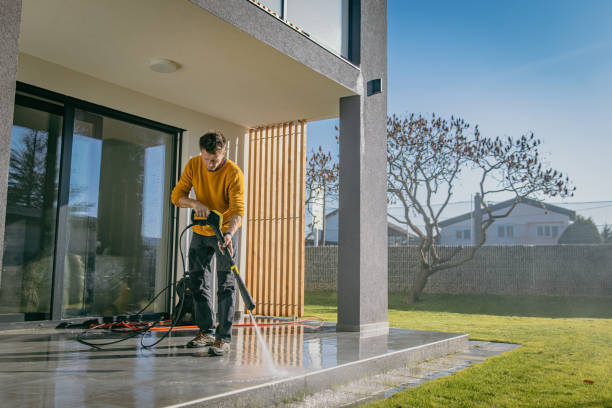 Best Animal Enclosure Cleaning  in Bothell, WA